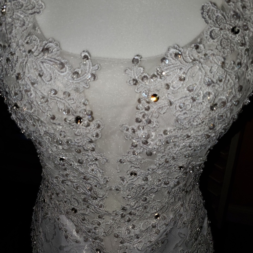 White lace wedding dress